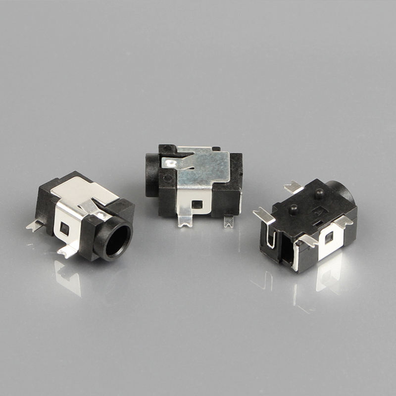 Conector hembra de audio y video DC de 4 pines SMT SMD de 1.3 mm, bronce fosforado negro, 12V 1A, conector de ángulo recto, carcasa de nailon
